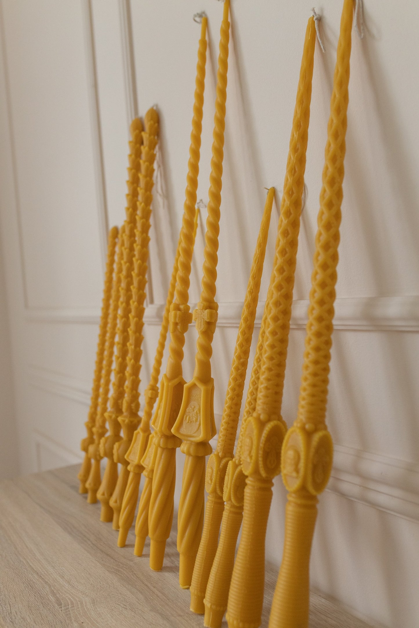 1 pc Long Ritual Candle with Handle – 80 cm – Pure Beeswax, 72 Hour Burning Time, Saint Motifs – Handmade